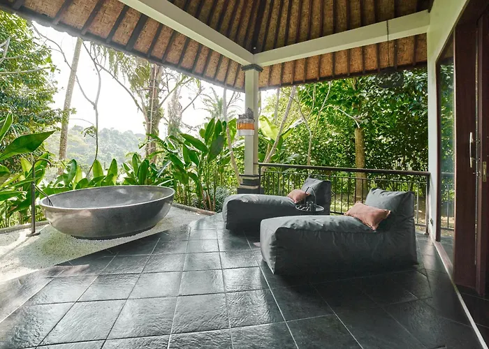 Joy House Villa *